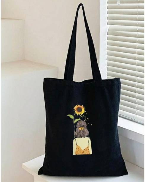 SAVIE Women Black Messenger Bag