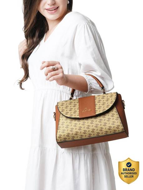 Quilted Sling Bag - Black