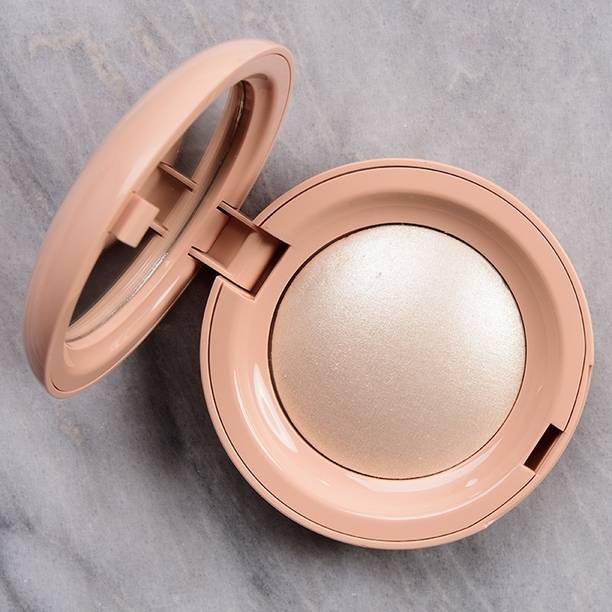 SIZLLIK Waterproof Baked Highlighter Compact For Smooth Glowing Makeup Finish Highlighter