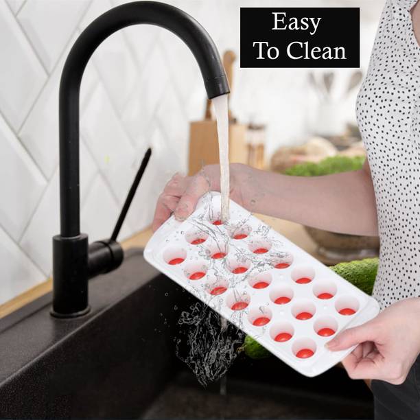 Mannat Multicolor Plastic, Silicone Ice Cube Tray