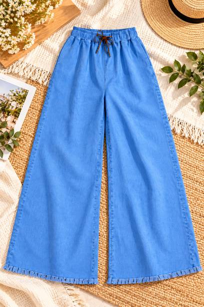 Thread Buzz Mart Women Flared Mid Rise Light Blue Jeans