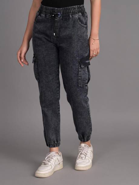 Selvo Women Jogger Fit Mid Rise Black Jeans