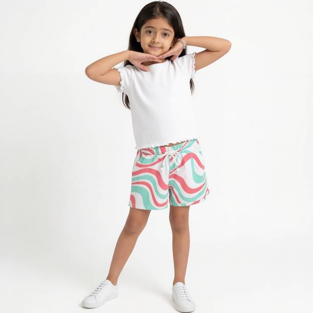 Pantaloons Junior Girls Self Design Cotton Blend Regular T Shirt