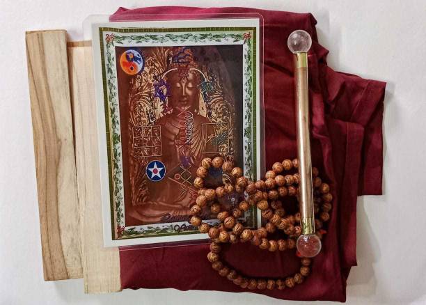 aurabynj Lama Fera Healing kit 1 Yoga Kit