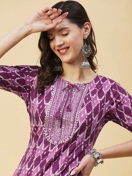 PHYSIL Women Embroidered, Printed Viscose Rayon Straight Kurta