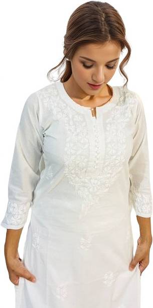 Elaasa Women Chikan Embroidery Pure Cotton Straight Kurta (White)