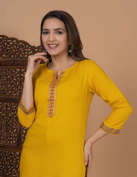 fit magic Women Solid Viscose Rayon Straight Kurta (Yellow)