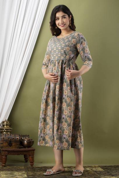 Tulsiram Women Printed Pure Cotton Anarkali Kurta (Grey)