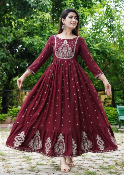 Women Embroidered Cotton Rayon Anarkali Kurta