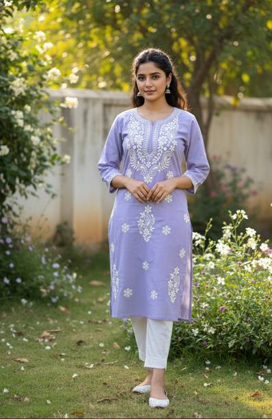 THECHIKANKARI Women Chikan Embroidery Straight Kurta