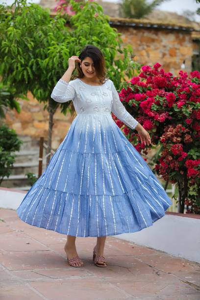 Women Embroidered Pure Cotton Anarkali Kurta