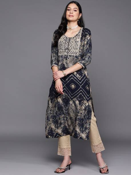 BKApparels Women Chikan Embroidery Viscose Rayon Straight Kurta