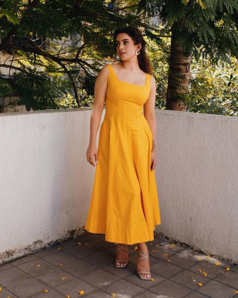Women Applique Viscose Rayon Asymmetric Kurta