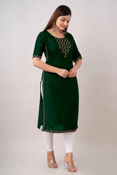 Zeenat Libaas Women Embroidered Cotton Rayon A-line Kurta