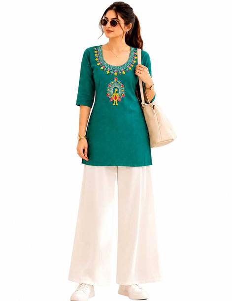 Professional Straight Kurti neckline and sleeve styling