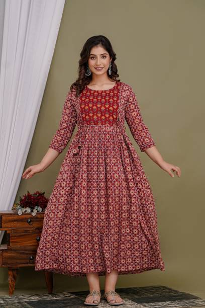 Murli Kurti Women Printed Cotton Rayon A-line Kurta (Maroon)