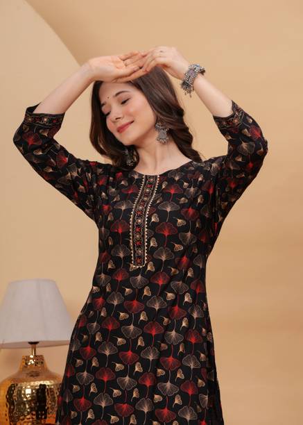 Dressar Women Printed Viscose Rayon Straight Kurta