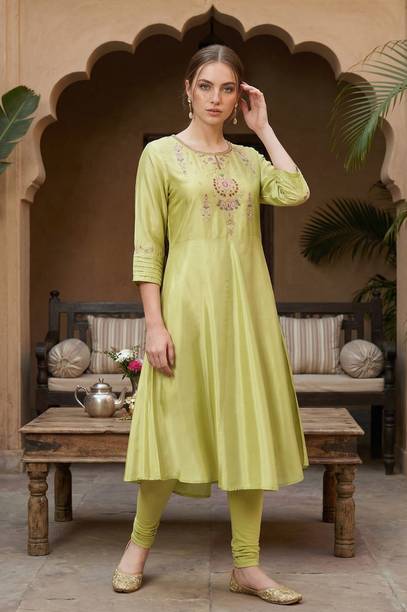 Women Embroidered Viscose Rayon A-line Kurta