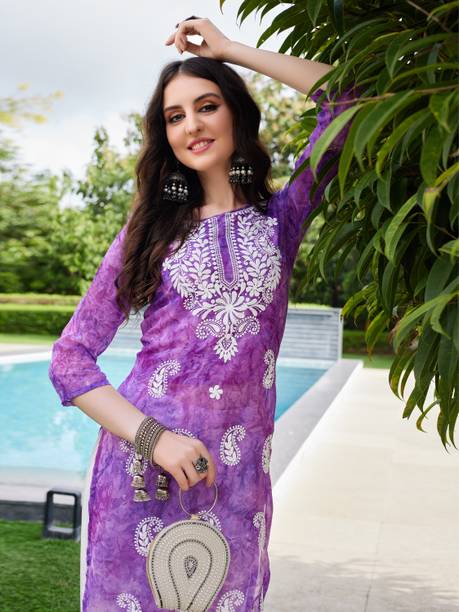 Youthnic Women Embroidered Georgette Straight Kurta (Purple)