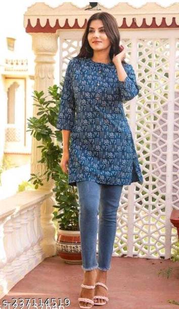Vinod Enterprises Women Floral Print Viscose Rayon A-line Kurta (