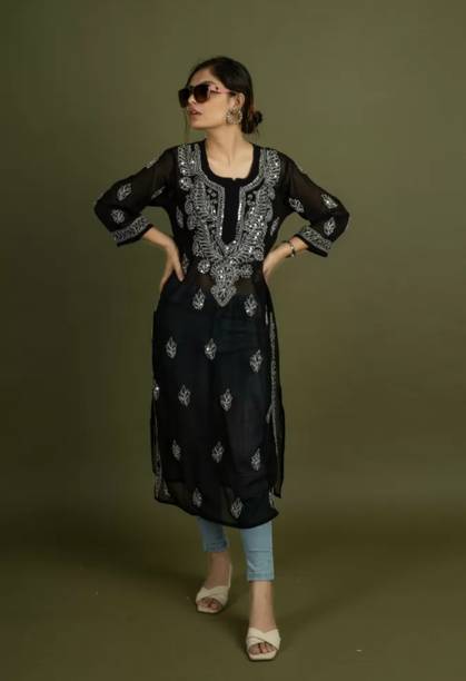 CHIKANKARI BY KK Women Chikan Embroidery Straight Kurta