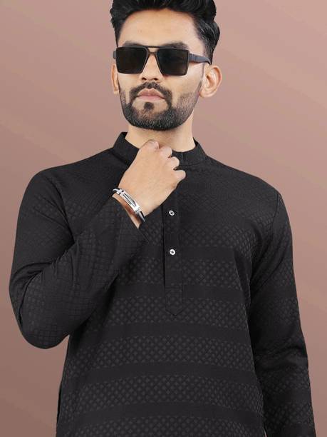 vebnor men solid straight kurta