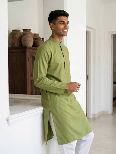 Solid Cotton Blend Straight Kurta for Men