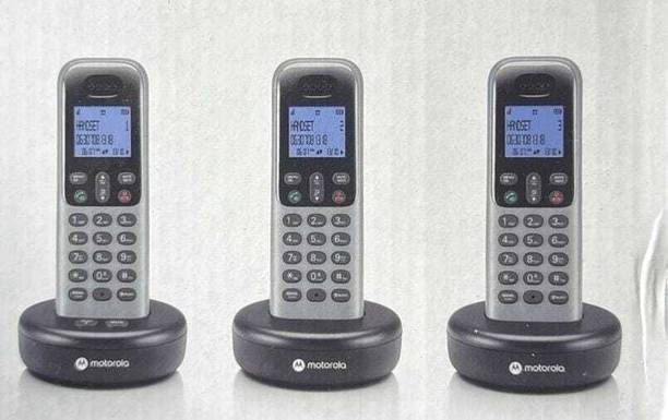 MOTOROLA T613 Digital Cordless Phone with Answering Machine with 3 Handsets Cordless Landline Phone with Answering Machine