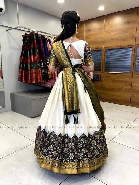 Fabcartz Self Design Semi Stitched Lehenga Choli - Image 2