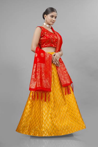 Tishta Self Design Semi Stitched Lehenga Choli - Image 3