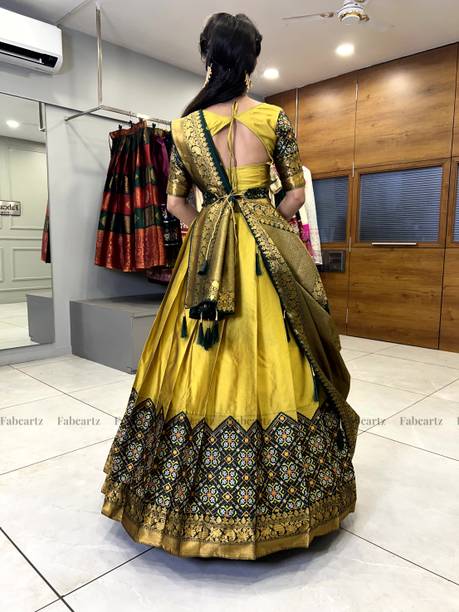 Fabcartz Self Design Semi Stitched Lehenga Choli - Image 2
