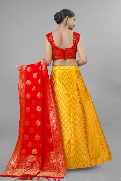 Tishta Self Design Semi Stitched Lehenga Choli - Image 2