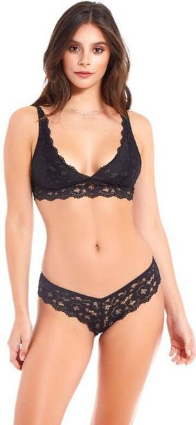 Roves Fashion Bra & Panty Set in Black