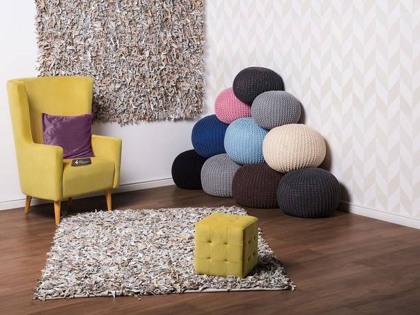 CRUZ INTERNATIONAL Solid Wood Living Room Chair