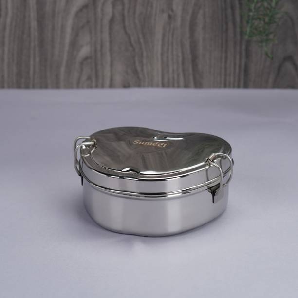 Sumeet Stainless Steel Apple Lunch Box with Steel Separator Plate & Locking Clip,650ML 1 Containers Lunch Box