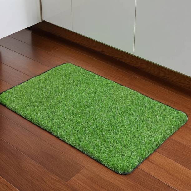 Trendy Rabbit Artificial Grass Door Mat