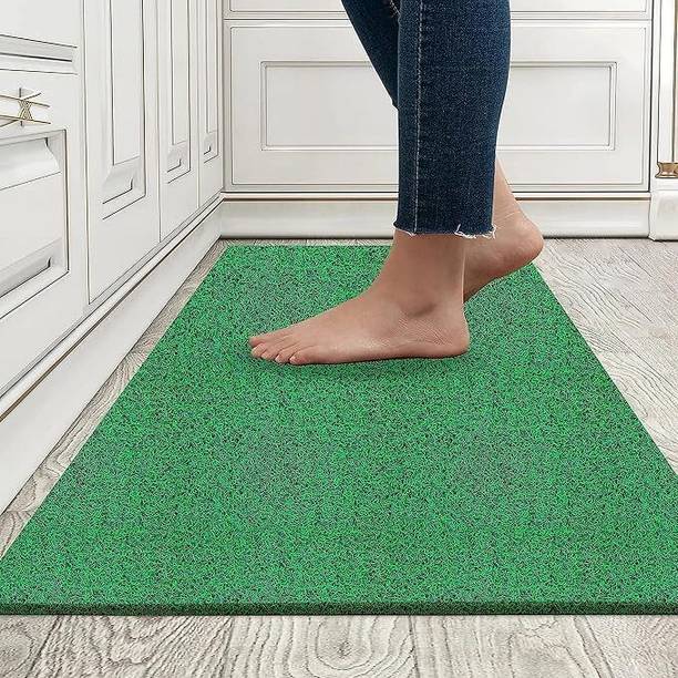 MASTERKNOTS 40 cm  X 60 cm Rubber Grass Carpet