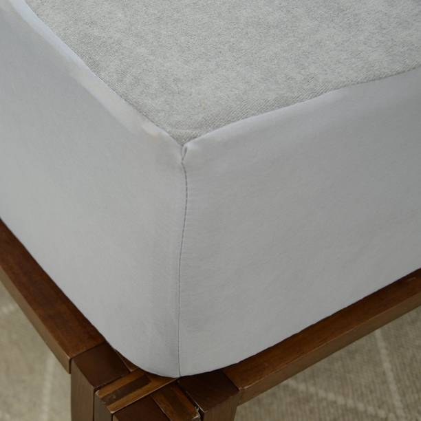SleepyCat Single Size Fitted Polyster Breathable, Stretchable, Waterproof Mattress Cover