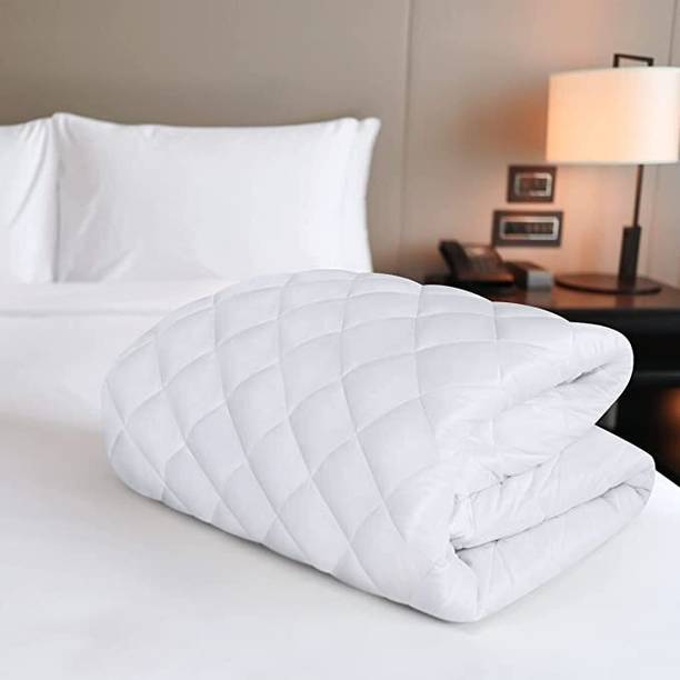 Cashmera Fitted Single Size Breathable, Stretchable, Waterproof Mattress Cover