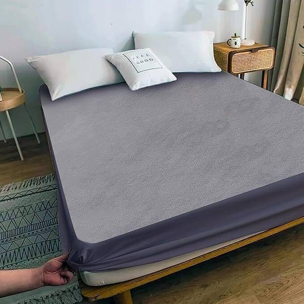 ओयो बेबी फिटेड क्वीन साइज मैट्रेस प्रोटेक्टर