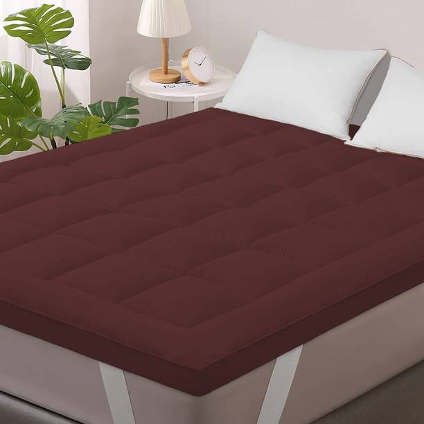 Jaipurlinen Mattress Topper Double Size Breathable, Waterproof Mattress Cover