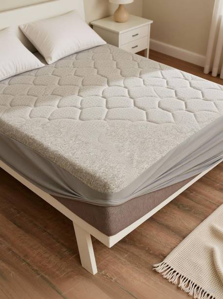 Wakefit Queen Size Elastic Strap Terry Cotton Waterproof, Stretchable, Breathable Mattress Cover