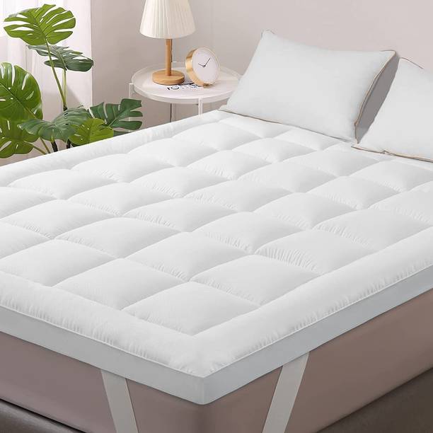 Jaipurlinen Mattress Topper King Size Breathable, Waterproof Mattress Cover