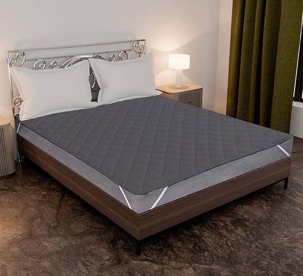 Texlux Elastic Strap Single Size Breathable, Stretchable, Waterproof Mattress Cover