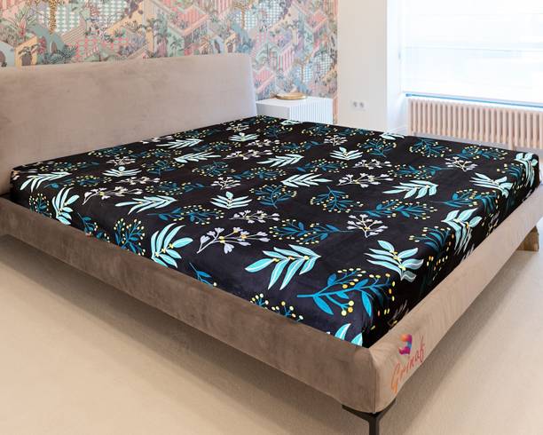 GRINAF Zippered Queen Size Breathable Mattress Cover