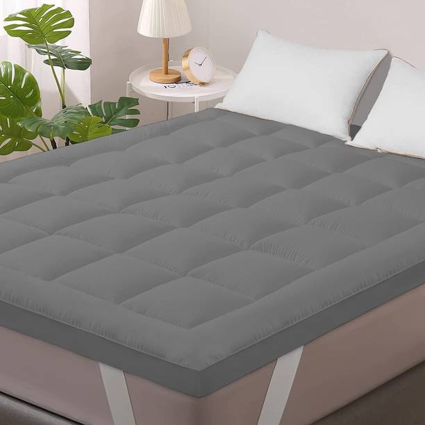 Jaipurlinen Mattress Topper King Size Breathable, Waterproof Mattress Cover