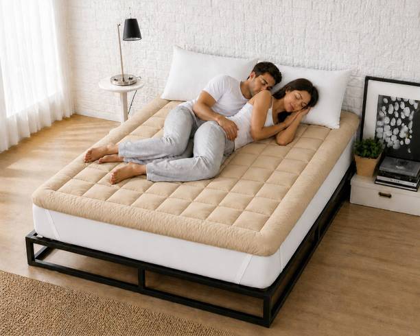 Jaipurlinen 2 inch (5.08 cm) Queen Size Poly Fiber Breathable Mattress Topper