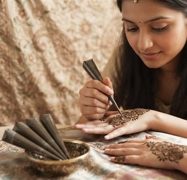 KLLARY Mehndi Cone 5pc in 1 Box, ZX1 made from 100% pure leaf of natural Henna Natural Mehendi