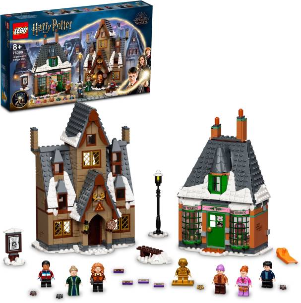 LEGO Harry Potter HogsmeadeVillage Visit (851 Blocks) Model Building Kit