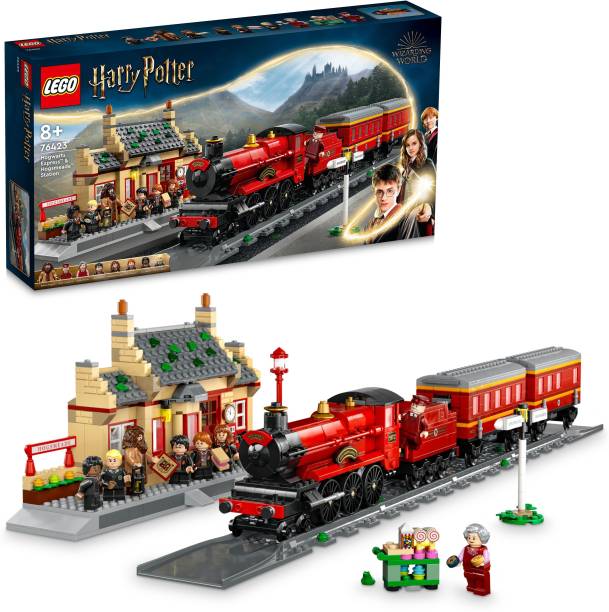 LEGO Harry Potter : Hogwarts Express & Hogsmeade Station (1074 Blocks) Model Building Kit